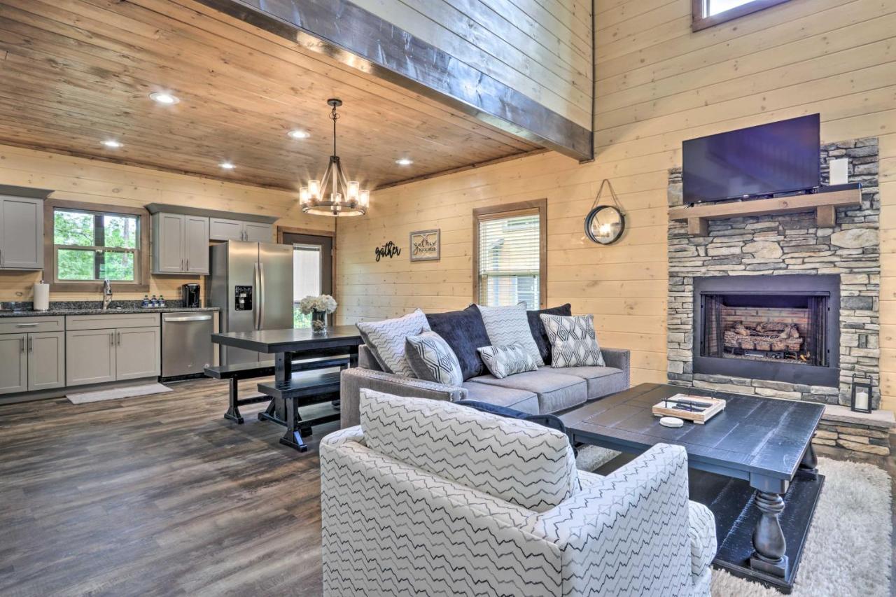 Вілла Smoky Cove Retreat With Private Hot Tub And Deck! Сев'єрвілл Екстер'єр фото