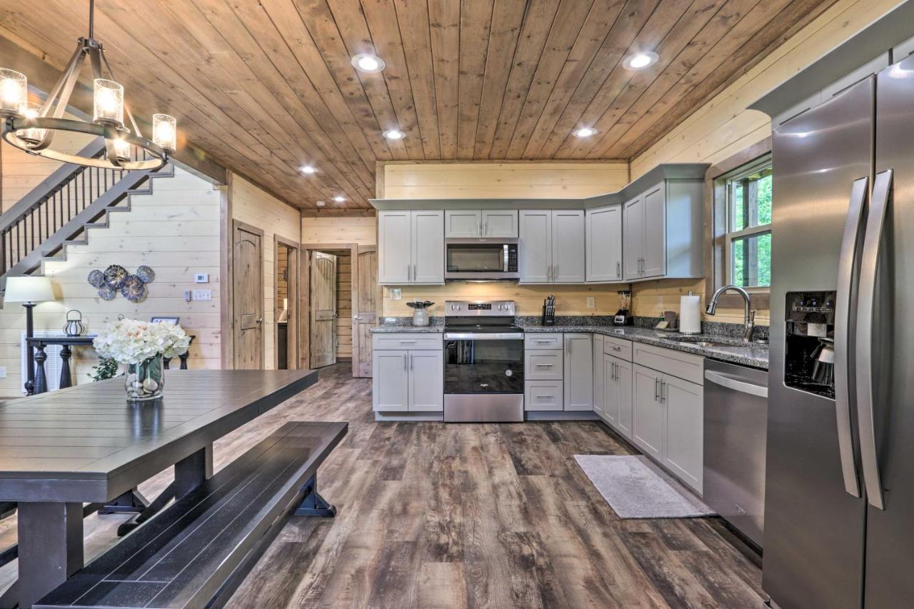Вілла Smoky Cove Retreat With Private Hot Tub And Deck! Сев'єрвілл Екстер'єр фото