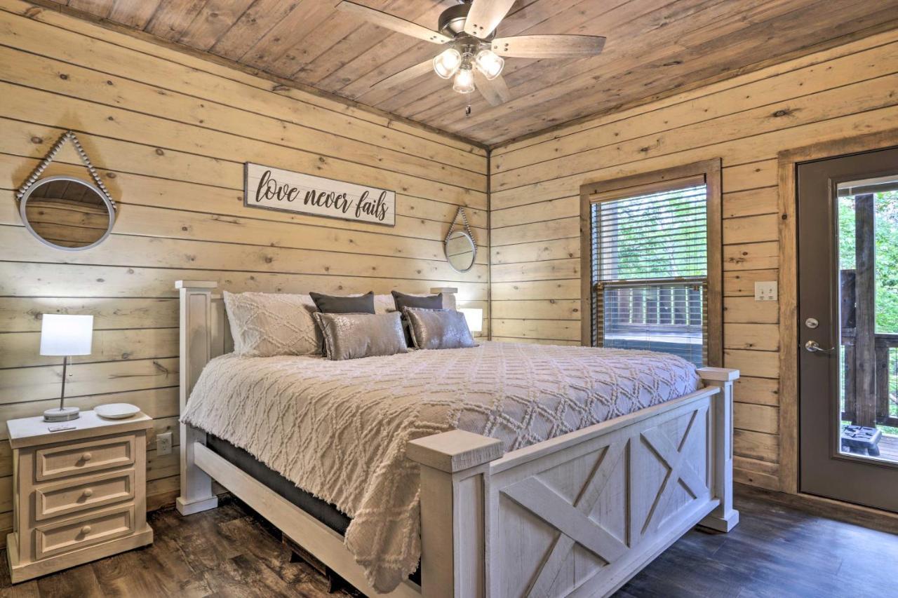 Вілла Smoky Cove Retreat With Private Hot Tub And Deck! Сев'єрвілл Екстер'єр фото