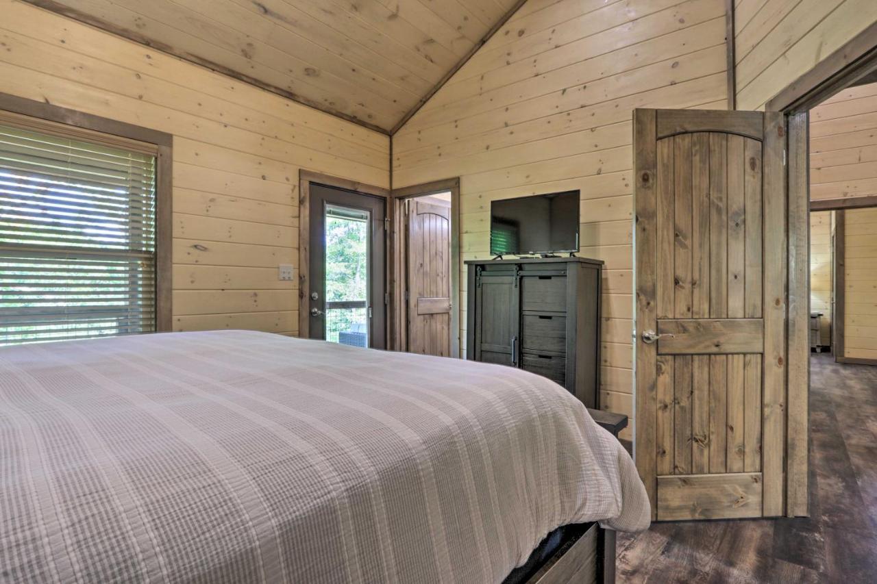 Вілла Smoky Cove Retreat With Private Hot Tub And Deck! Сев'єрвілл Екстер'єр фото